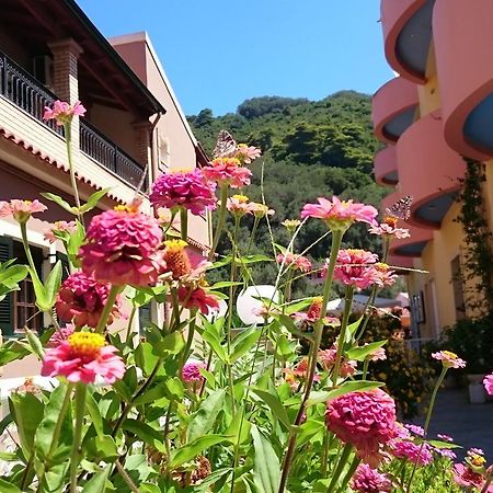 Rolandos Apartments Agios Gordios  Exterior foto
