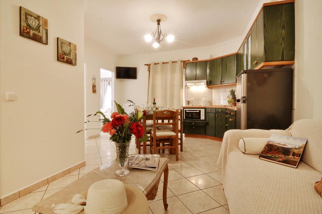 Rolandos Apartments Agios Gordios  Exterior foto